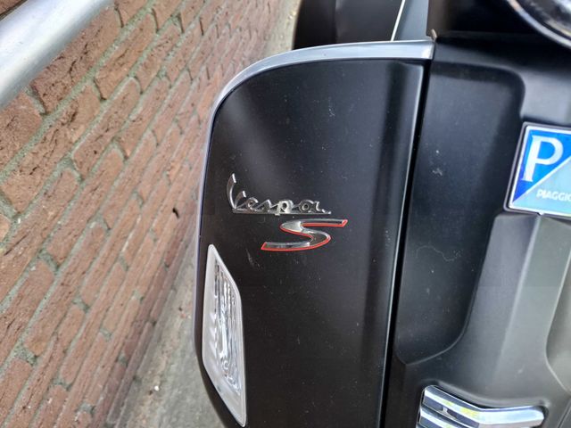vespa - gts-300-super-sport
