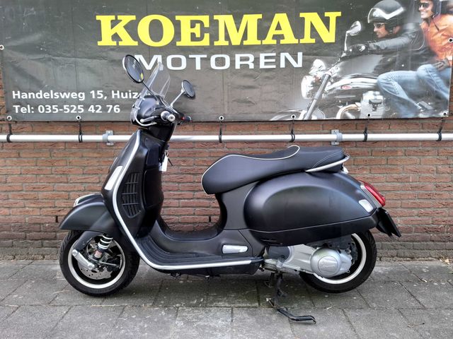 vespa - gts-300-super-sport