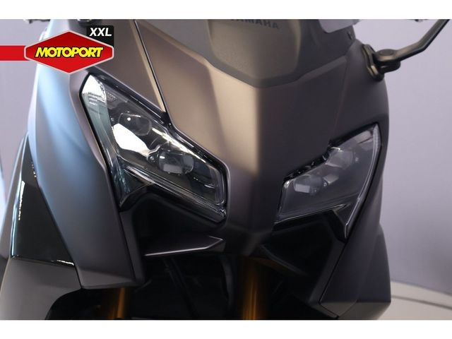 yamaha - tmax-tech-max-560