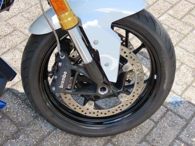bmw - f-900-r