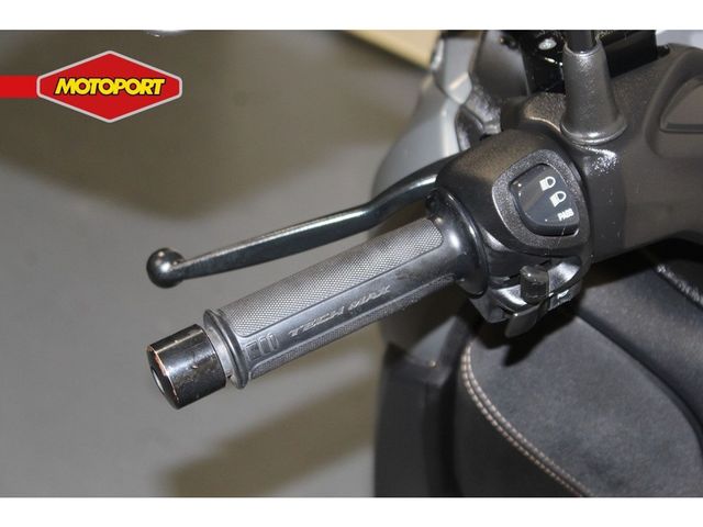 yamaha - x-max-300-tech-max