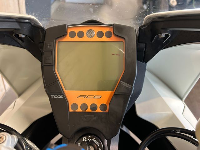 ktm - 1190-rc-8