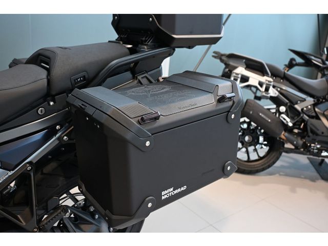 bmw - r-1300-gs-adventure