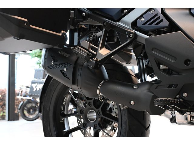 bmw - r-1300-gs-adventure