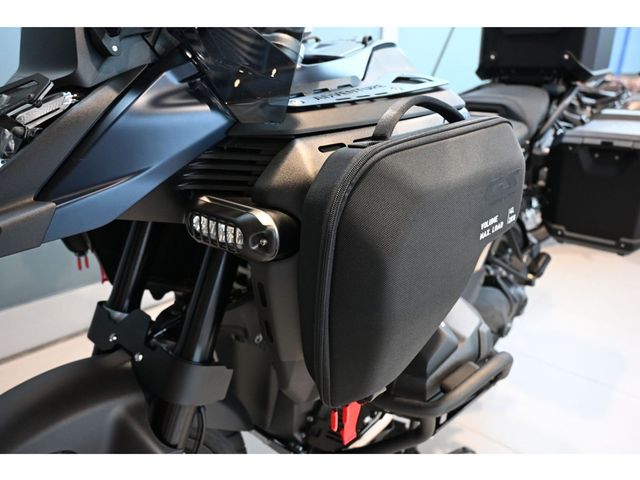 bmw - r-1300-gs-adventure