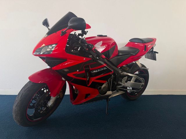 honda - cbr-600-rr