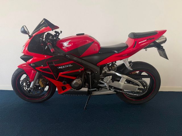 honda - cbr-600-rr