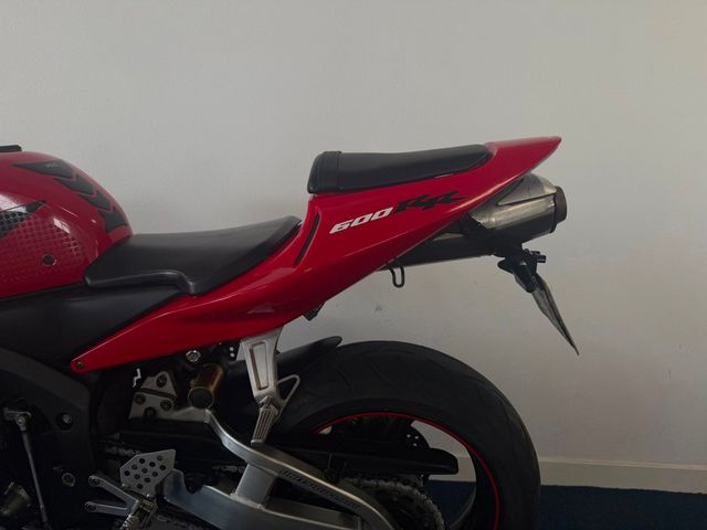 honda - cbr-600-rr