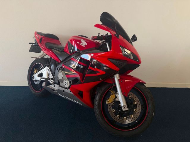 honda - cbr-600-rr