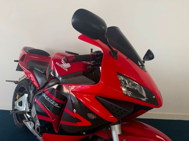 honda - cbr-600-rr