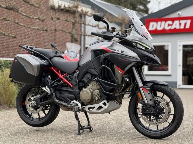 ducati - multistrada-v4-s-grand-tour