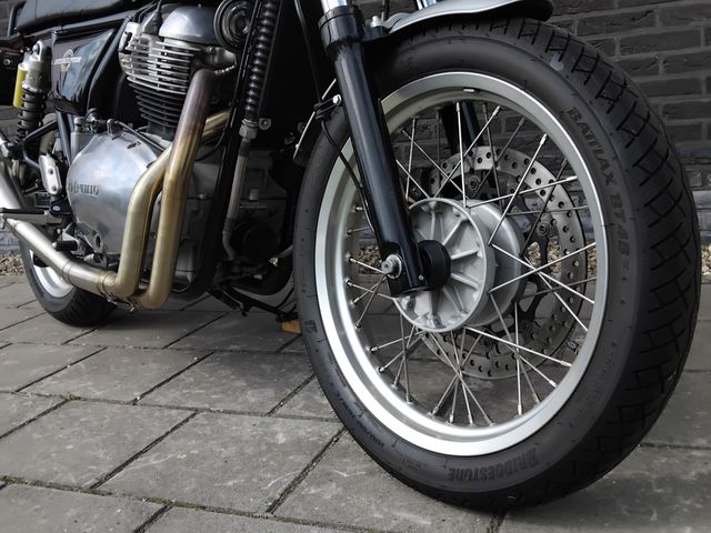 royal-enfield - interceptor-650