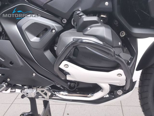 bmw - r-1300-gs-adventure