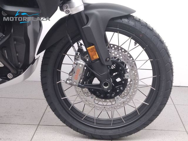 bmw - r-1300-gs-adventure