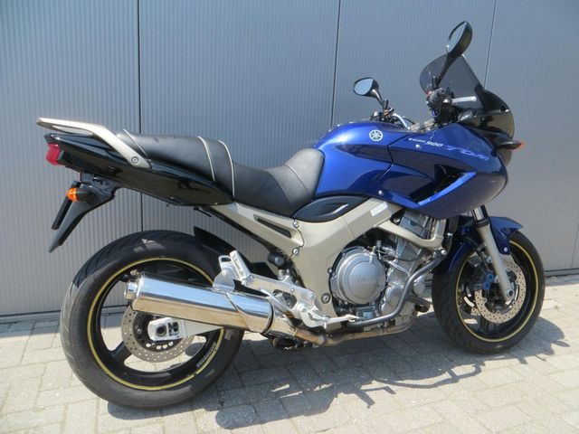 yamaha - tdm-900