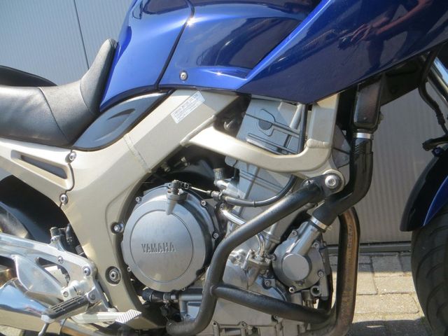 yamaha - tdm-900