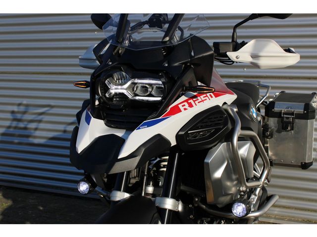 bmw - r-1250-gs-adventure