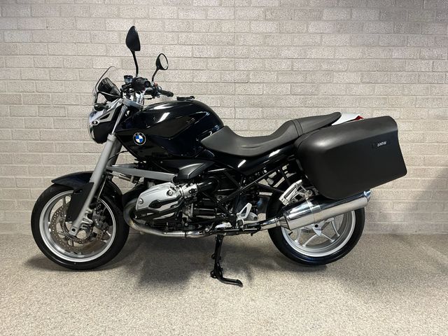 bmw - r-1200-r-abs