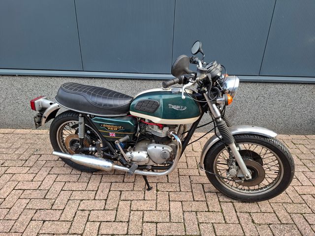 triumph - bonneville