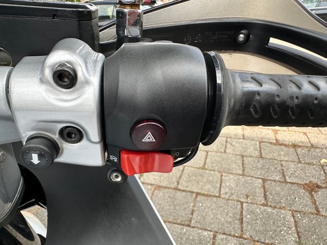 moto-guzzi - norge-1200-gt