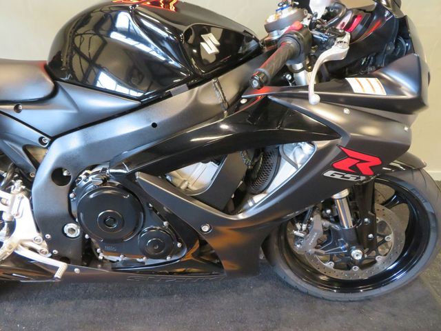suzuki - gsx-r-600