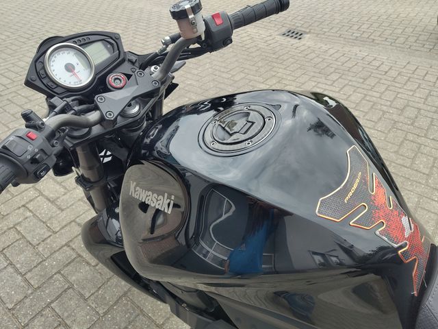 kawasaki - z-750-abs