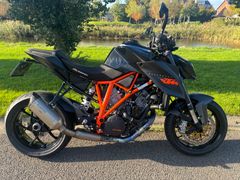 KTM 1290 SUPER DUKE R