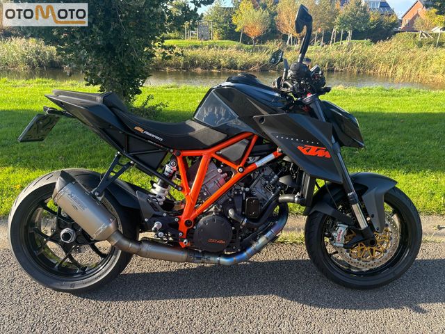 ktm - 1290-super-duke-r