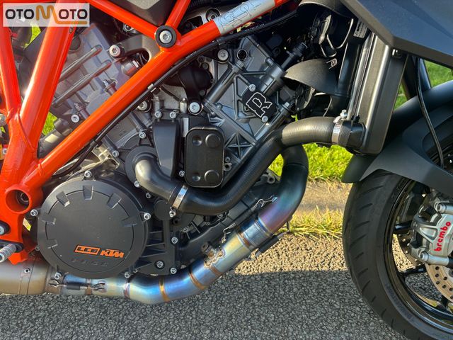 ktm - 1290-super-duke-r
