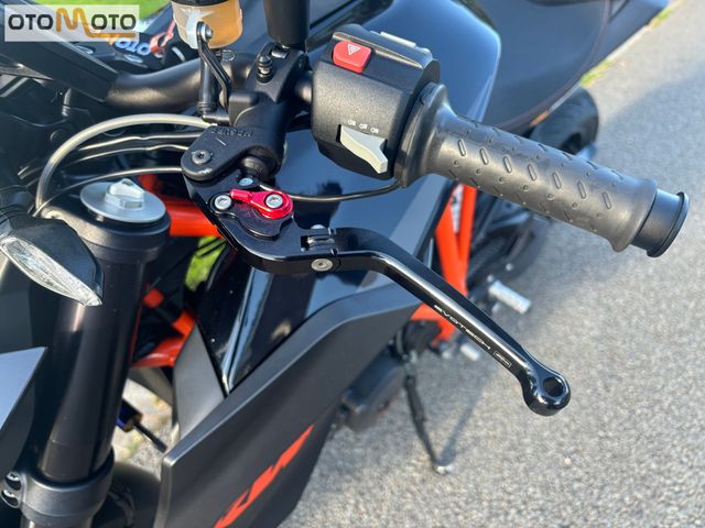 ktm - 1290-super-duke-r
