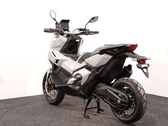 honda - x-adv