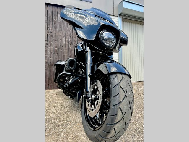 harley-davidson - street-glide