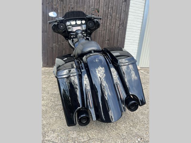 harley-davidson - street-glide