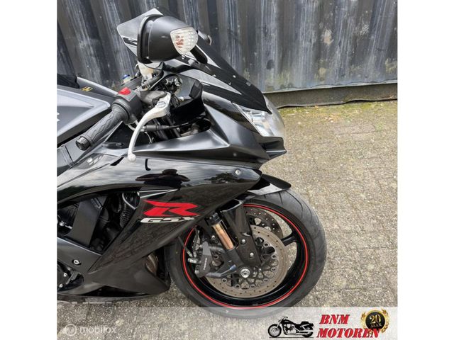 suzuki - gsx-r-750