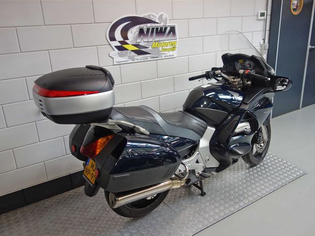 honda - st-1300-pan-european