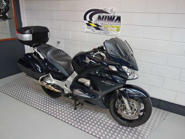 honda - st-1300-pan-european