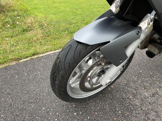 bmw - f-800-st
