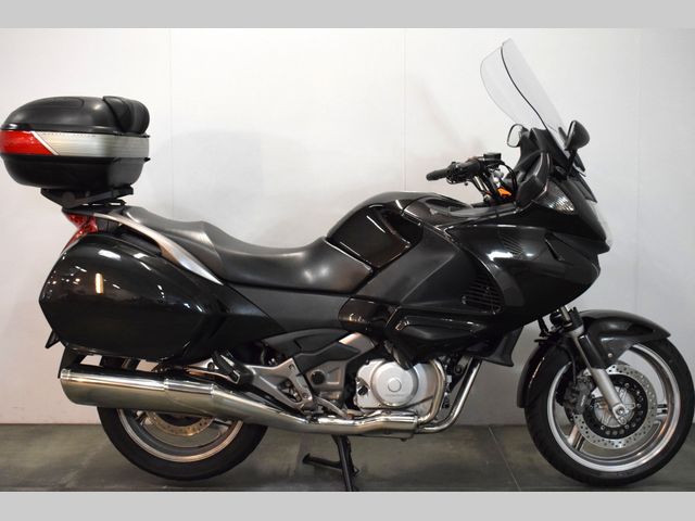 honda - nt-700-v-deauville