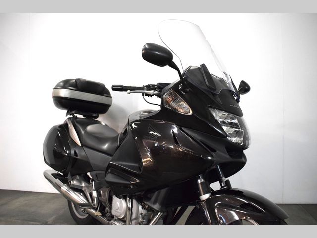 honda - nt-700-v-deauville