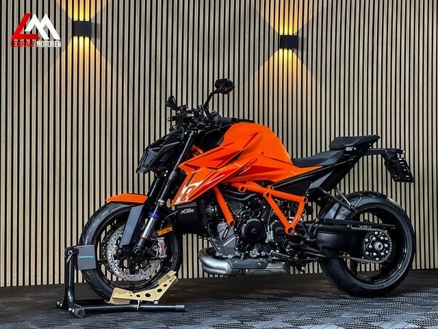 ktm - 1390-super-duke-r-evo