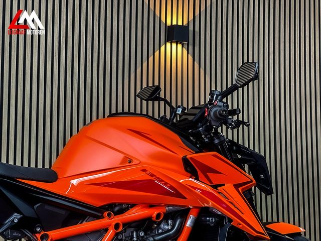 ktm - 1390-super-duke-r-evo
