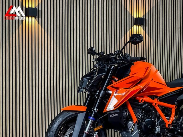 ktm - 1390-super-duke-r-evo