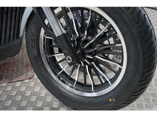QJMOTOR - srv-600-v