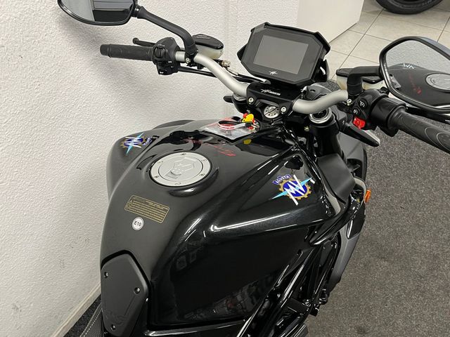 mv-agusta - brutale-800