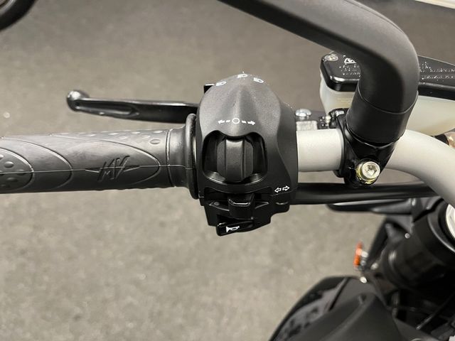 mv-agusta - brutale-800