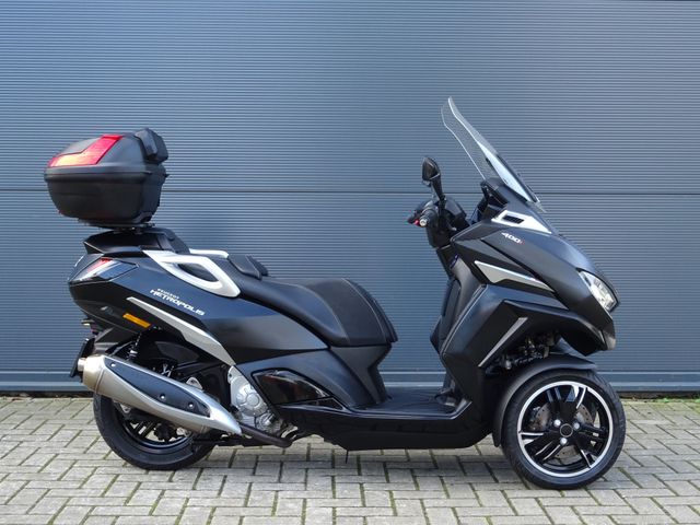 peugeot - metropolis-400