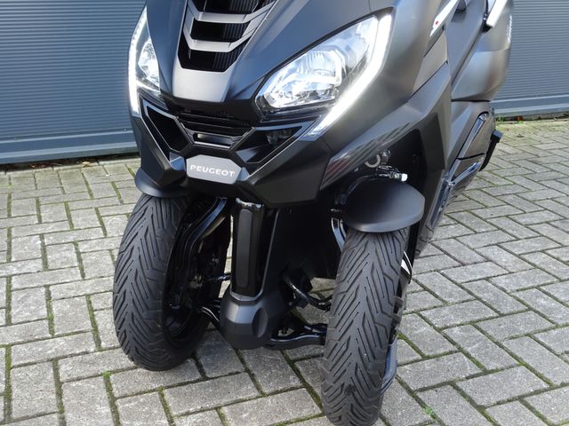 peugeot - metropolis-400