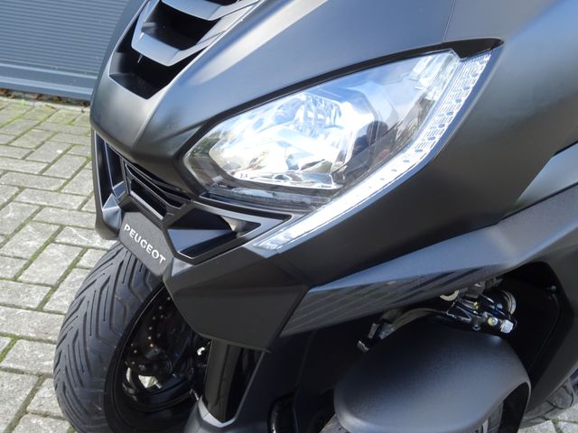 peugeot - metropolis-400