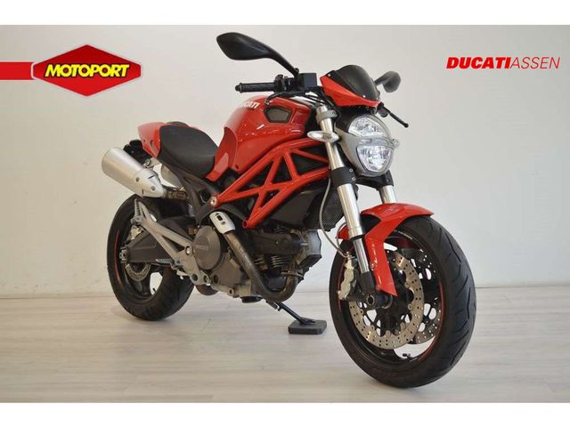 ducati - monster-696