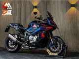 BMW M 1000 XR